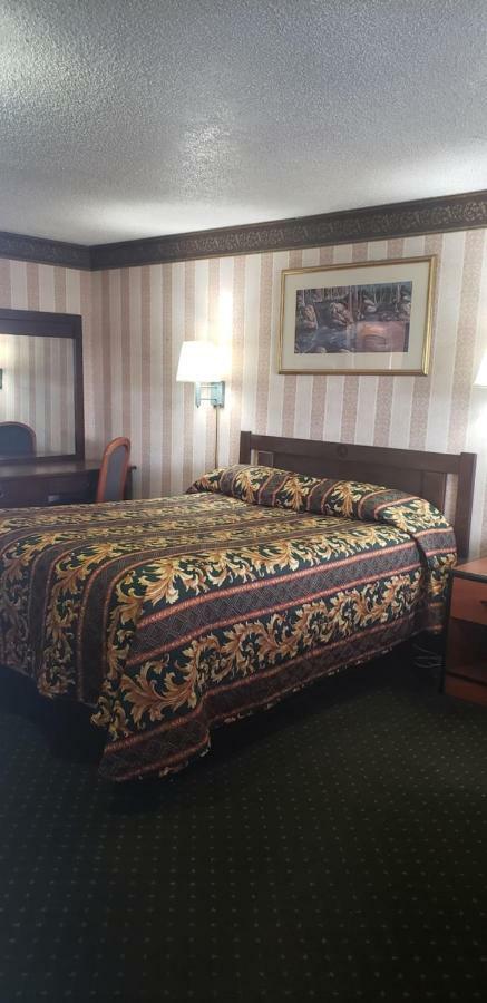 Circle S Motel Colorado Springs Phòng bức ảnh